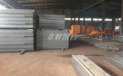 簡(jiǎn)易圍擋在商業(yè)開(kāi)發(fā)、住宅建設(shè)中的作用是什么？